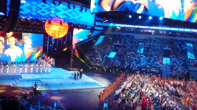 "Пусть ярко горит рассвет" Торжественная песня. Церемония закрытия 2 Игр стран СНГ 2023 в Беларуси смотреть онлайн