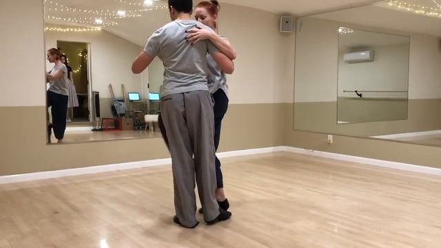 Tango 401: Intro To Colgada and Single Axis Turn смотреть онлайн