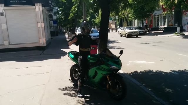 Бэтмен Байкер на мотоцикле смотреть онлайн