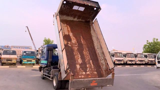 Mitsubishi Fuso Fighter Dumper смотреть онлайн