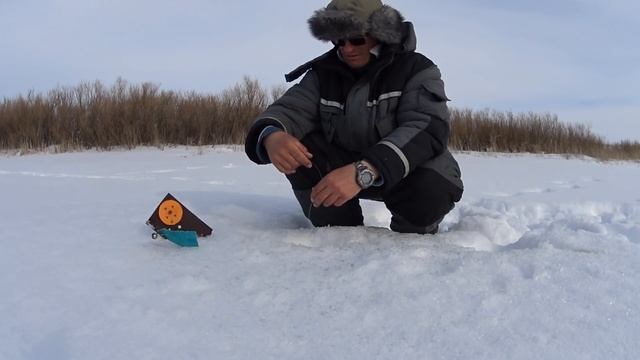 как выглядит живец нга эхолоте практик 6 про 2. рыбалка щука на жерлицы . смотреть онлайн