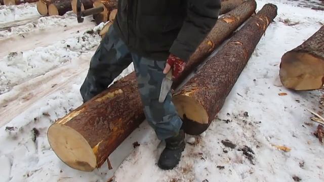 Ошкуривание бревен для сруба смотреть онлайн