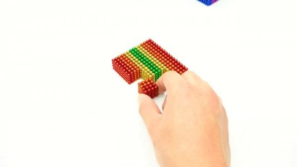 Hamster Escapes the Awesome Maze from Magnetic Balls for Pets in Real Life? Hamster Challenges Best