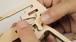 Собираем Резинкострел Пистолет из дерева | Идея подарка для мальчика | Конструктор Ugears