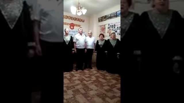 С Днём России,страна! Поздравление от хора "Ветеран". Анапа. смотреть онлайн