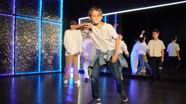 Trix Kids Academy | Party Starter - Will Smith смотреть онлайн