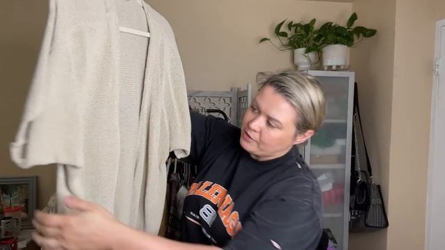 Удачно затарилась на барахолке в США!Вещи на продажу Обзор Секонд Хенд США смотреть онлайн