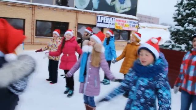 Вокальная студия "Звуки музыки" - "12 месяцев" смотреть онлайн