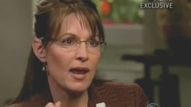 Sarah Palin w/ Charles Gibson: Doesn't Know What The Bush Doctrine Is! смотреть онлайн