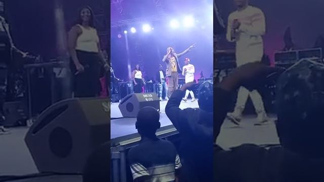 YO MAPS FILL UP HEROES STADIUM LIVE смотреть онлайн