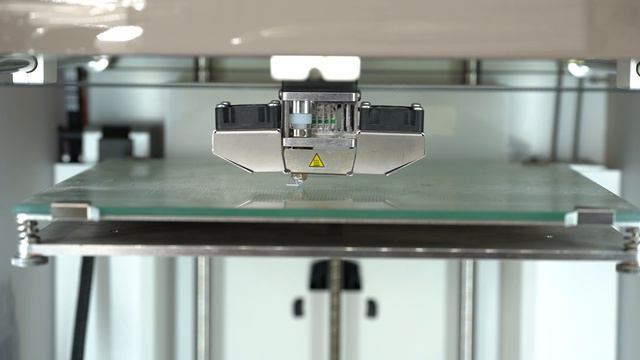 Медики для немедиков: 3D-печать в медицине смотреть онлайн