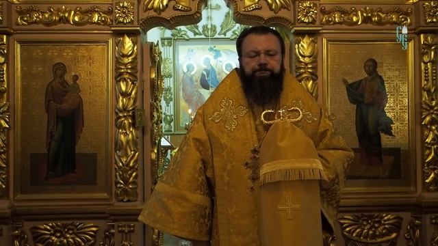 Божественная литургия в храме Покрова Пресвятой Богородицы при СПДС смотреть онлайн