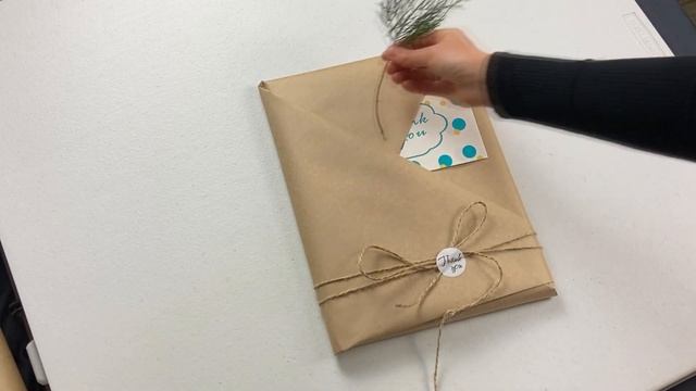 How to wrap painting/book/poster/magazine - creative gift wrapping ideas смотреть онлайн