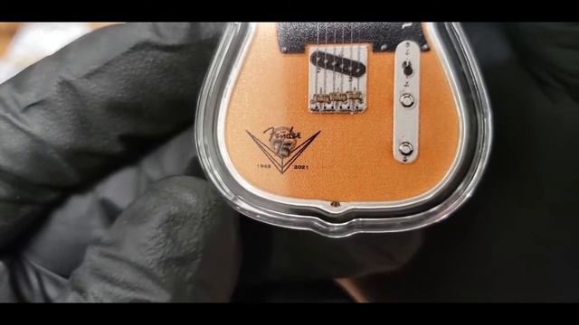 Fender Stratocaster 75th anniversary 1oz coin. Review смотреть онлайн