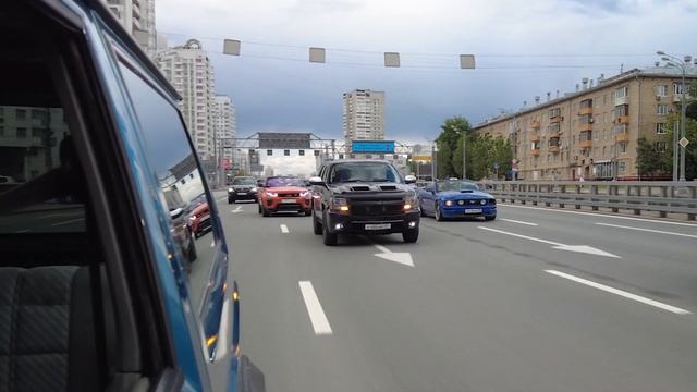 Весенний автопробег: Dodge Challenger, Charger, Ford Mustang, Chevrolet Caprice,Camaro,Dodge Dart