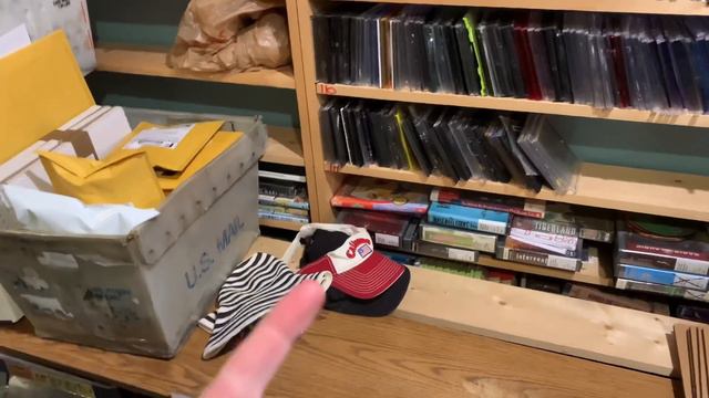 20 Years Experience Selling on EBAY! A Solid Foundation Helps You Build a Solid Reselling Business! смотреть онлайн