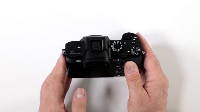 Sony Alpha A7S II Full-Frame Mirrorless Camera | Unboxing and Overview Video смотреть онлайн