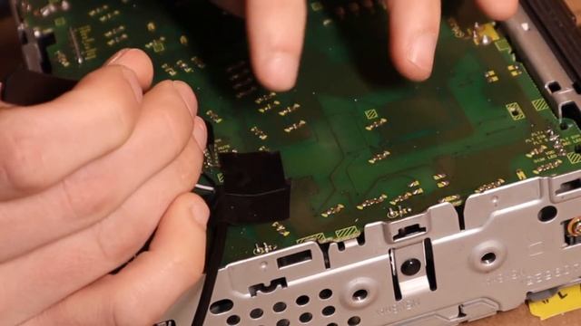 Add BLUETOOTH to Car CD Player Stereo | Vintage OEM Radio Mod смотреть онлайн