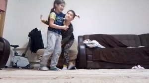 как Богдана поднимала, ну и Богдан тоже поднимал?
