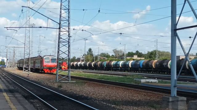 Электропоезд ЭД4М-0279 сообщением Самара - Похвистнево смотреть онлайн
