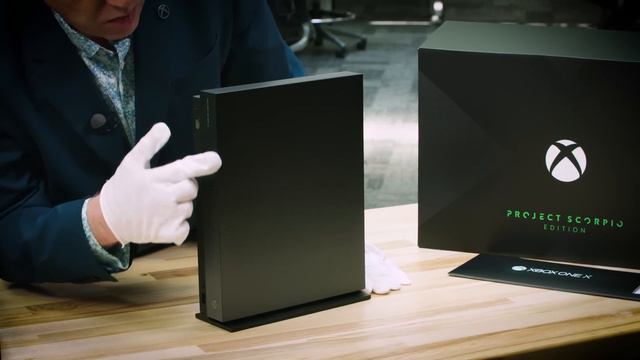 Unboxing the Xbox One X Project Scorpio Edition смотреть онлайн