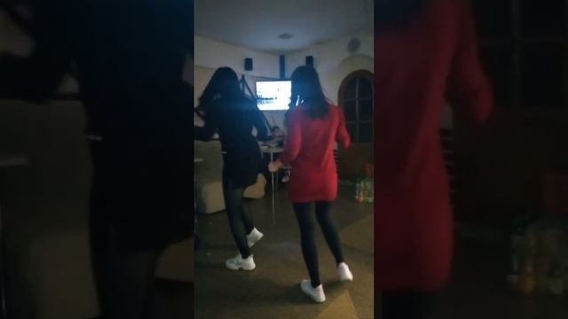 В Ялте ???Кафе - Бар У АРУТА смотреть онлайн