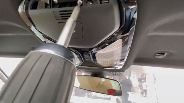 BMW X3 G03.Как снять плафон? смотреть онлайн