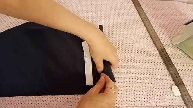 Прорезной карман с листочкой с втачными концами на трикотаже смотреть онлайн