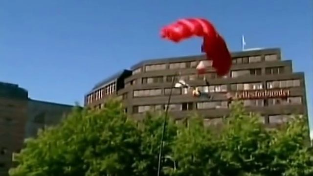 Бейс джампер разбился смотреть онлайн