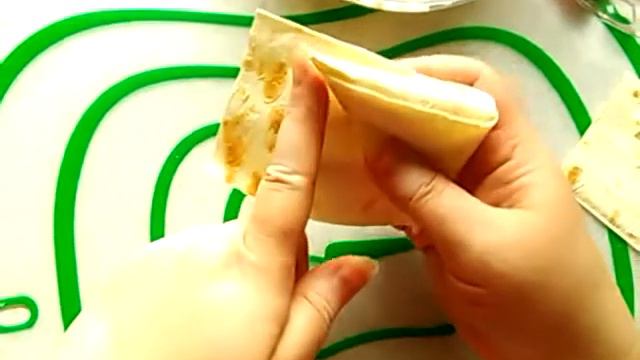 ТРЕУГОЛЬНИКИ С ,,ОГОНЬКОМ,, смотреть онлайн