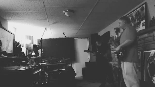 Ibanez GSRM25 Mikro 5 String - Basement Jam with Astro Chimp. смотреть онлайн
