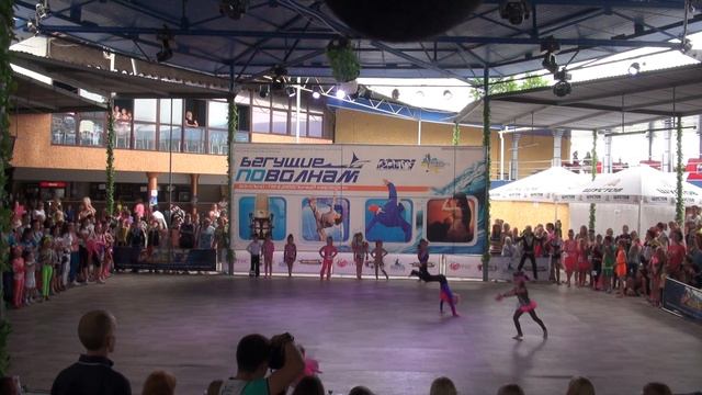 Открытый Чемпионат Украины по современным танцам, 02-5.07.13,часть 23 смотреть онлайн