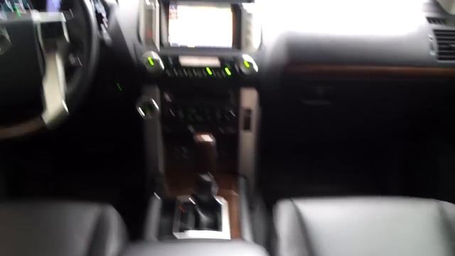 Toyota Land Cruiser Prado 150 - салон, багажник, третий ряд