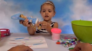 Маша и Медведь много игрушек и конструктор Masha and the Bear большое яйцо распа