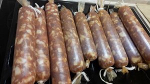 Колбаса свиная сыроваленая со специями для "луканки"