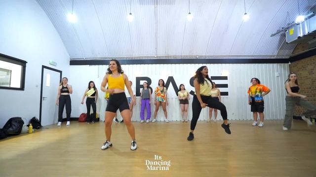 NICKY JAM JBALVIn how to dance reggaeton смотреть онлайн