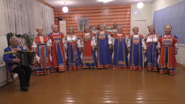 'Ах баян, баян' в исполнении народного ансамбля русской песни «Сибирское колечко» смотреть онлайн