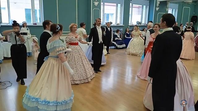 Кадриль Королевской конной гвардии, Бал в Калуге 20.05.2023. Видео Алексея Лобачëва. Assemblés смотреть онлайн