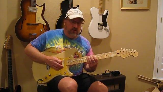 Duo Sonic with DeArmond Gold Foil-Inspired Strat-Style Pickups смотреть онлайн