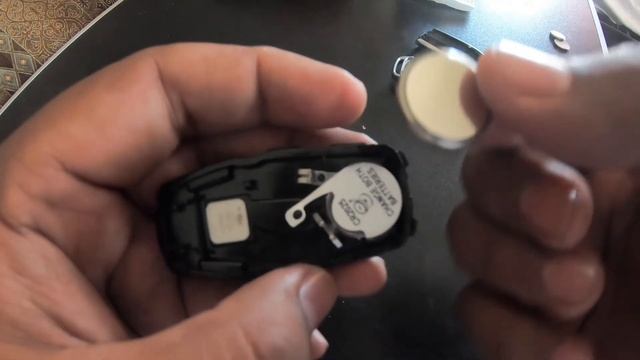 16 Ford Fusion, como remplazar las baterías del control (llave) | Como lo hacen? By Briam Sandoval смотреть онлайн