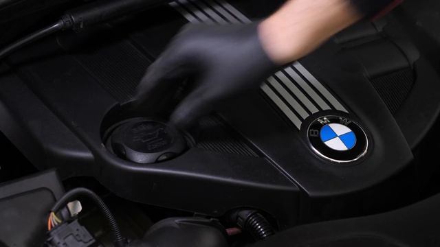 How to check the fluid levels BMW 120d E87 ? смотреть онлайн