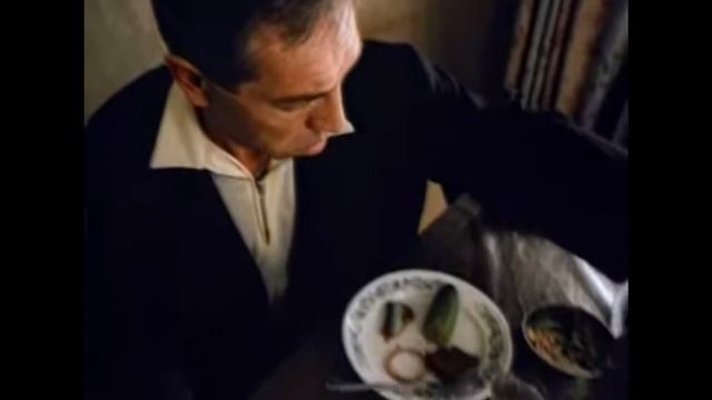 Эпизод из фильма"Облако-рай". "-пусть Коля скажет...!" смотреть онлайн