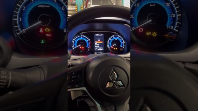 Как выключить автоматическое складывание зеркал на Mitsubishi EK X и NISSAN DAYZ смотреть онлайн