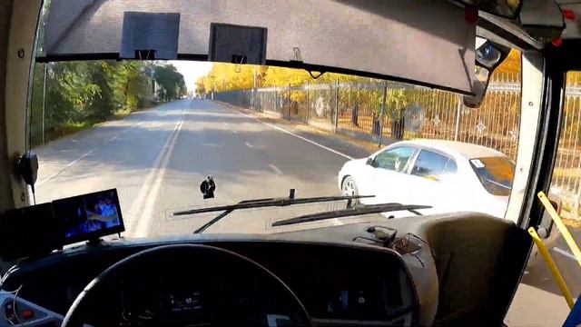 бабки бьются за сиденья 🤦♂️🤦♂️🤦♂️я назвал автобус СМУРФИК😂😂😂 смотреть онлайн