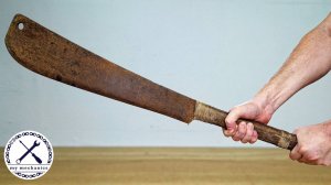 Antique Two Handed Cleaver - Restoration (2160p_25fps_AV1-128kbit_AAC)