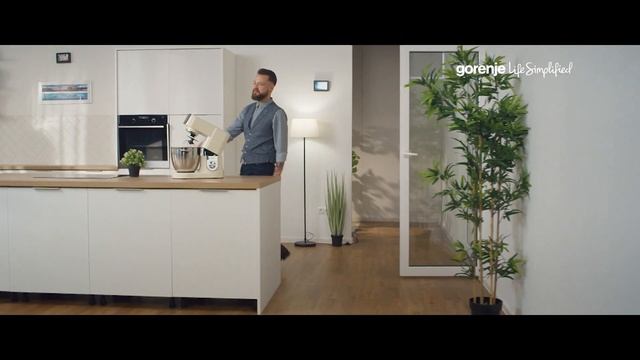 Gorenje & chef Bine Volčič - Prava izbira za chefe! (kuhinjski robot Gorenje) смотреть онлайн