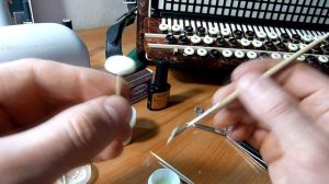 Как сделать светящиеся кнопки на баяне?