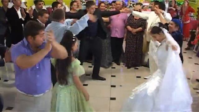 цыганская свадьба димы и кристины 2 смотреть онлайн