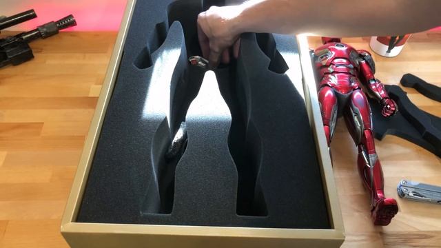 Hot Toys 1/4 Iron Man MK 45 (Mark XLV) Unboxing - Age of Ultron смотреть онлайн