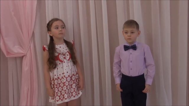 «Басни Крылова: прочитаем вместе» «Стрекоза и Муравей» читают Фасахов Амир и Радостева Софья смотреть онлайн